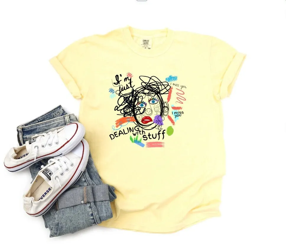 Health Wellness Mental Health - Estou só lidando com coisas. Camiseta: